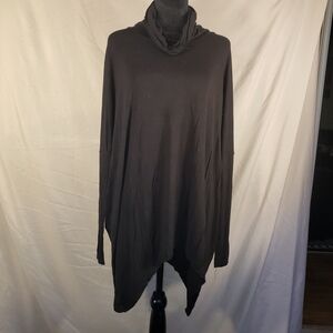 Label Lab Black Cowl Neck Top - L